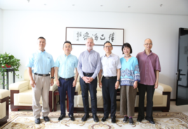 美国印第安纳大学一行来访我校